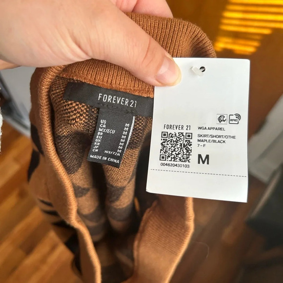 NWT FOREVER 21 KNIT CHECKERED MINI SKIRT - Picture 4 of 5